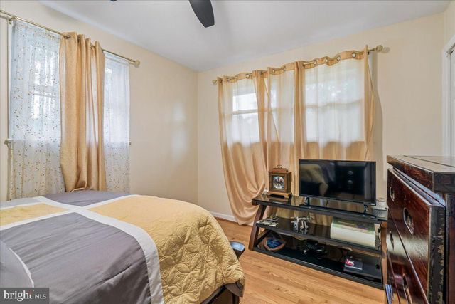 5309 ACORN DR, Temple Hills, MD 20748