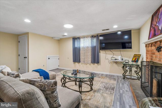 5309 ACORN DR, Temple Hills, MD 20748
