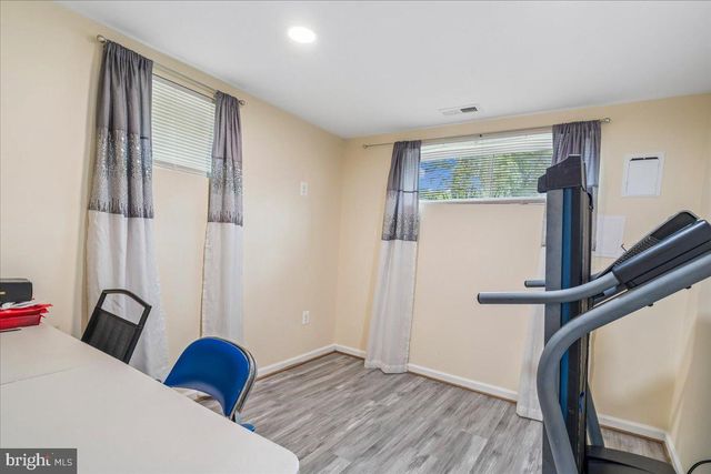 5309 ACORN DR, Temple Hills, MD 20748