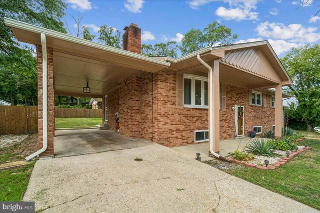 5309 ACORN DR, Temple Hills, MD 20748