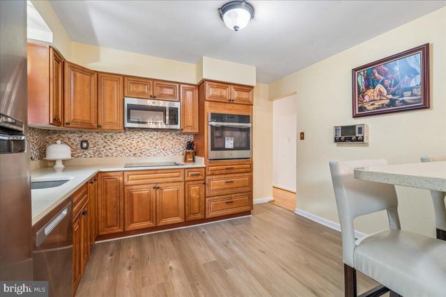 5309 ACORN DR, Temple Hills, MD 20748