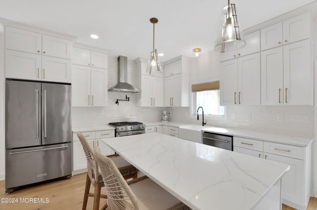 345 Meinzer Street, Aberdeen, NJ 07721