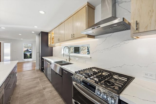 11126 Atwell Drive, Houston, TX 77096