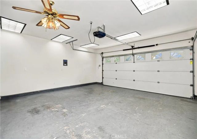 5777 Valerie Avenue, Woodland Hills, CA 91367