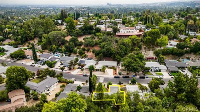 5777 Valerie Avenue, Woodland Hills, CA 91367