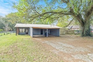 1179 W 14th Street, Crowley, LA 70526