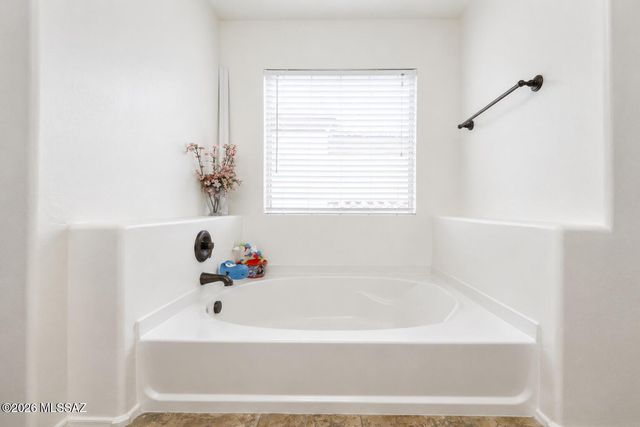 13416 N Piemonte Way, Oro Valley, AZ 85737