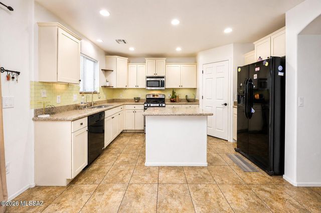 13416 N Piemonte Way, Oro Valley, AZ 85737