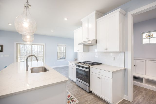 7145 Sky Meadow Dr, College Grove, TN 37046