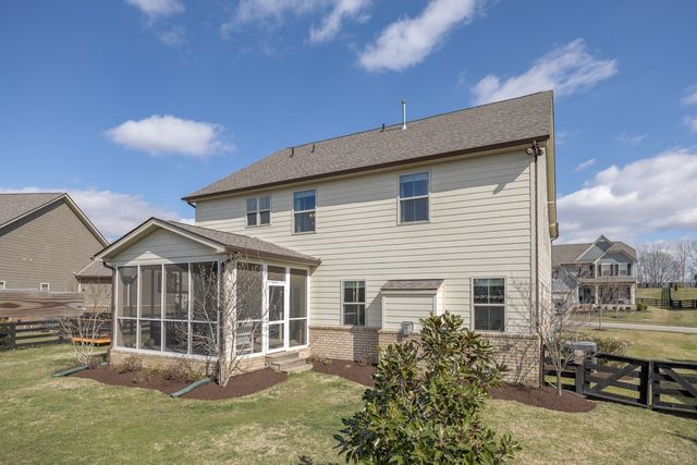 7145 Sky Meadow Dr, College Grove, TN 37046