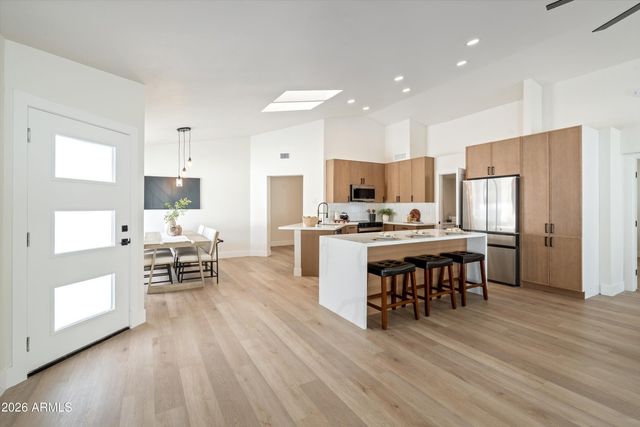 6432 E PARADISE Lane, Scottsdale, AZ 85254