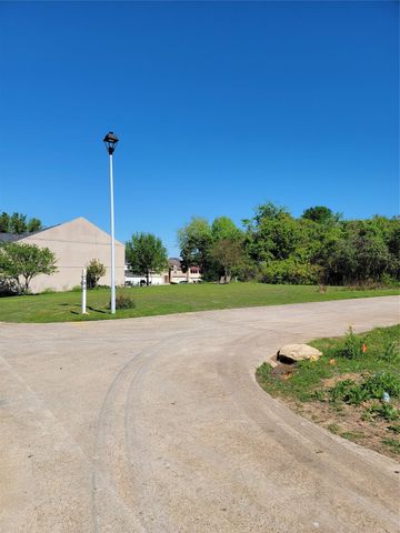 106 Capetown Way, Conroe, TX 77356