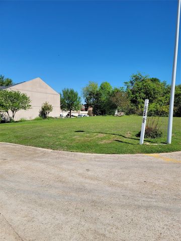 106 Capetown Way, Conroe, TX 77356