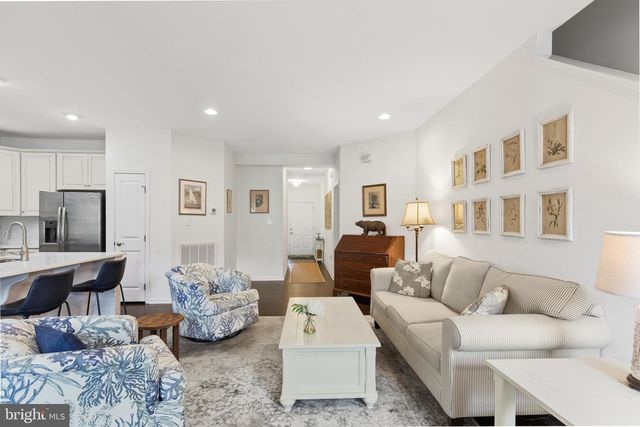 18 THORNTON DR, Ocean View, DE 19970