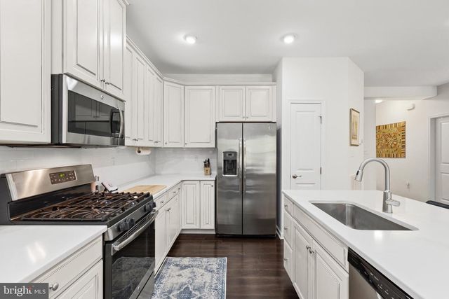 18 THORNTON DR, Ocean View, DE 19970