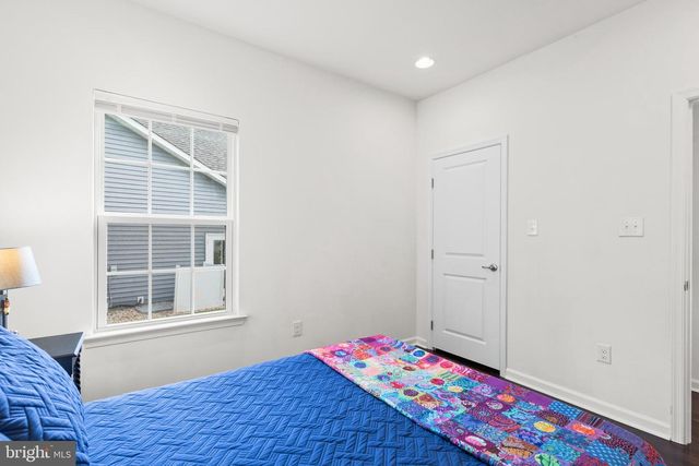 18 THORNTON DR, Ocean View, DE 19970
