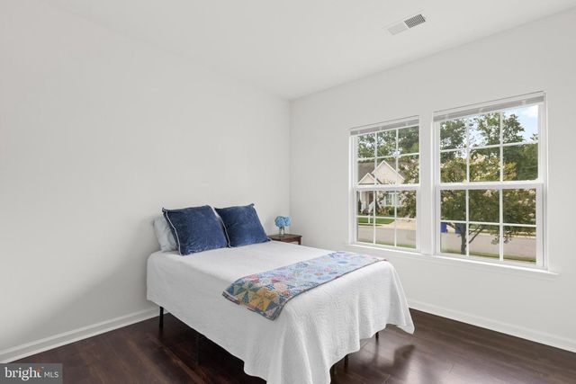 18 THORNTON DR, Ocean View, DE 19970