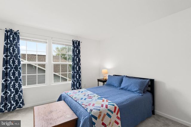 18 THORNTON DR, Ocean View, DE 19970