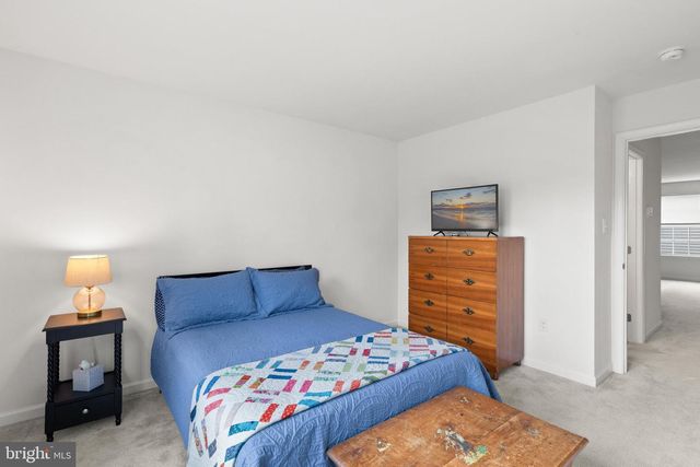 18 THORNTON DR, Ocean View, DE 19970
