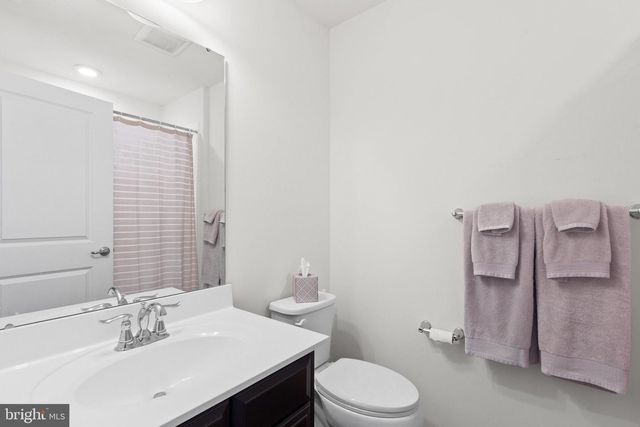 18 THORNTON DR, Ocean View, DE 19970