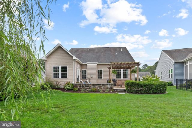 18 THORNTON DR, Ocean View, DE 19970