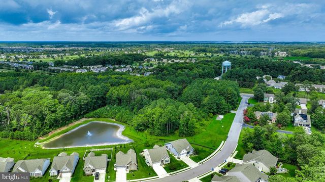 18 THORNTON DR, Ocean View, DE 19970