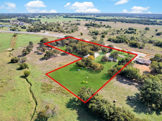 6697 S Fm 730, Azle, TX 76020