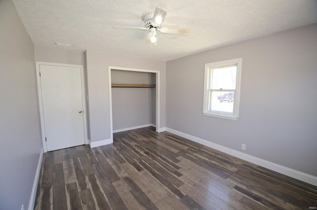 479 E Covered Bridge Road, Attica, IN 47918