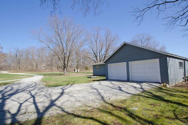 479 E Covered Bridge Road, Attica, IN 47918