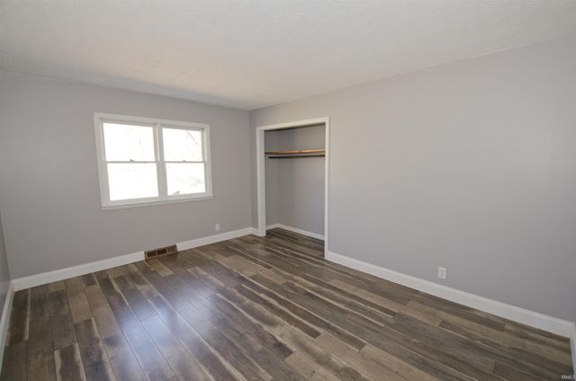 479 E Covered Bridge Road, Attica, IN 47918