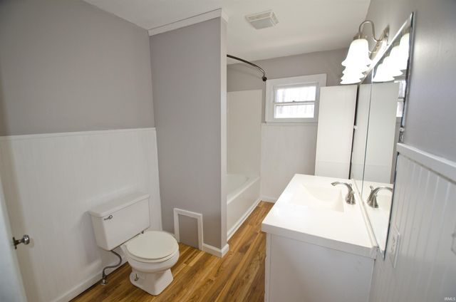 479 E Covered Bridge Road, Attica, IN 47918