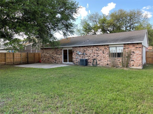 24311 Beef Canyon Drive, Hockley, TX 77447