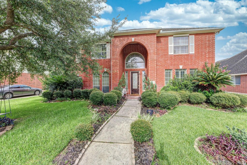 17826 Island Spring Lane, Tomball, TX 77377