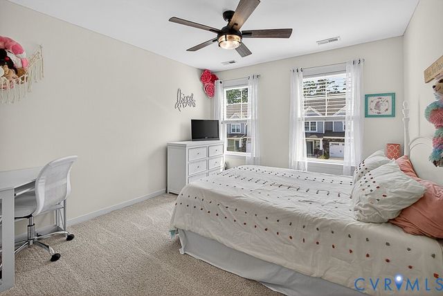 18517 Palisades Rdg, Moseley, VA 23120