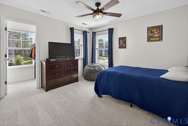 18517 Palisades Rdg, Moseley, VA 23120