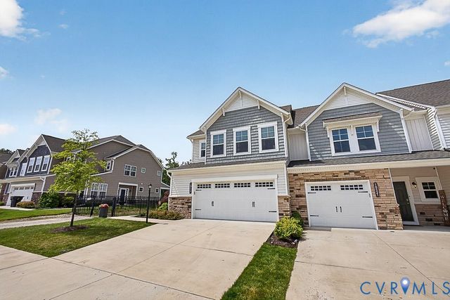 18517 Palisades Rdg, Moseley, VA 23120