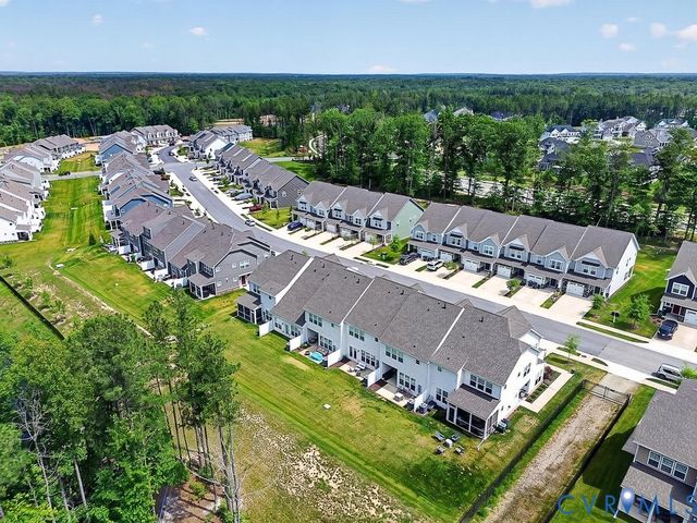18517 Palisades Rdg, Moseley, VA 23120