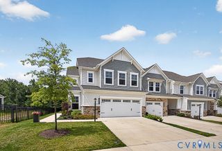 18517 Palisades Rdg, Moseley, VA 23120