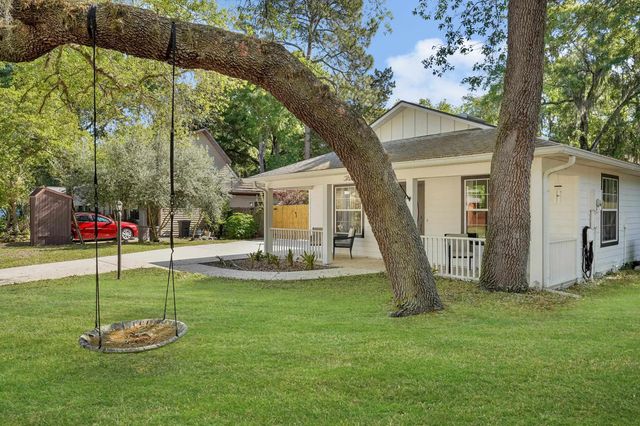 1322 Truman Dr, St Augustine, FL 32084