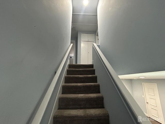 190 Green Street, Woodbridge Proper, NJ 07095