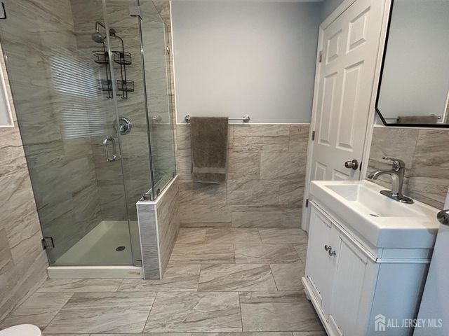 190 Green Street, Woodbridge Proper, NJ 07095