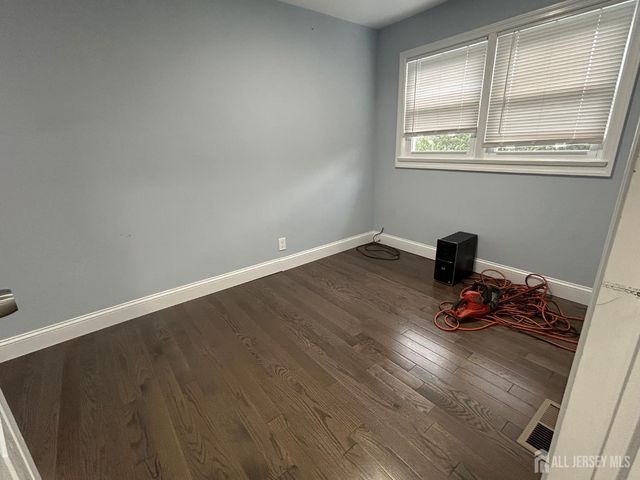 190 Green Street, Woodbridge Proper, NJ 07095
