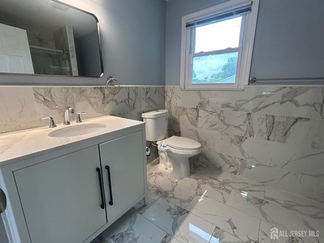 190 Green Street, Woodbridge Proper, NJ 07095