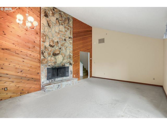 826 Ne HOOD St, Hillsboro, OR 97124