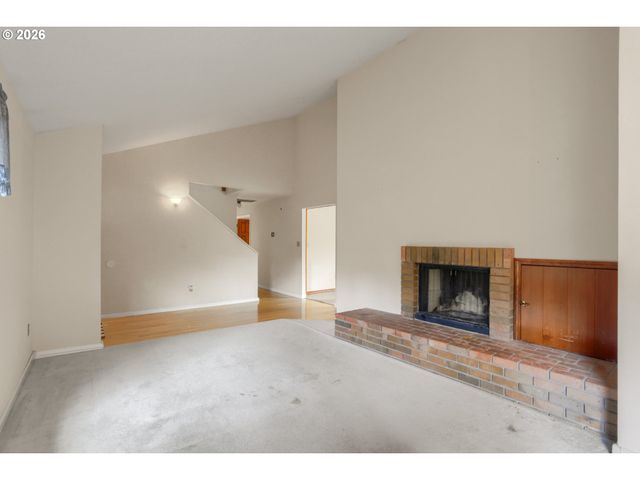 826 Ne HOOD St, Hillsboro, OR 97124