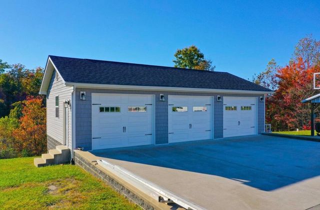 6153 N US Hwy 25, East Bernstadt, KY 40729