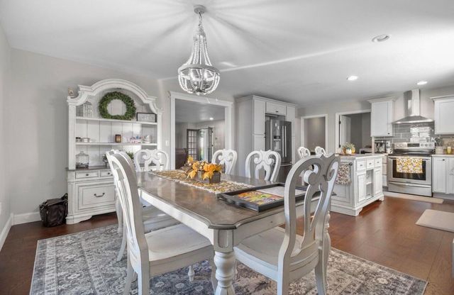 6153 N US Hwy 25, East Bernstadt, KY 40729