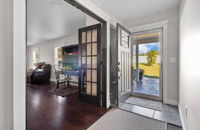 6153 N US Hwy 25, East Bernstadt, KY 40729