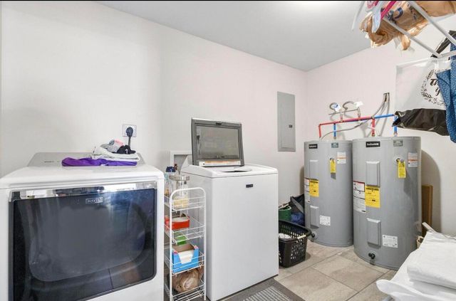 6153 N US Hwy 25, East Bernstadt, KY 40729