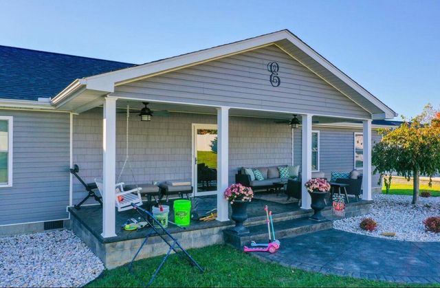 6153 N US Hwy 25, East Bernstadt, KY 40729